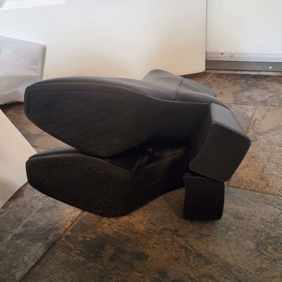 Kelly & Katie feni bootie boots - Picture 6 of 6